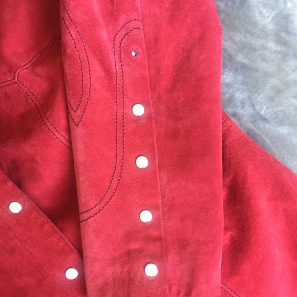 Western Style Suede Shacket - Picture 5 of 9